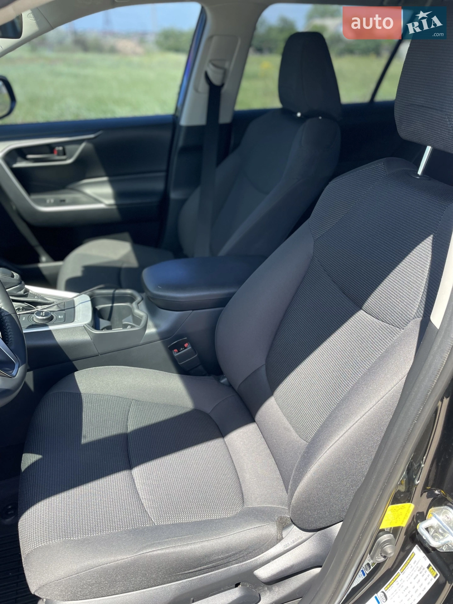 2019 Toyota RAV 4 - мініатюра 16
