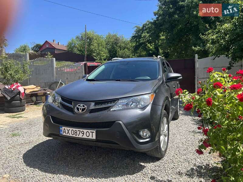 Toyota RAV4 2014