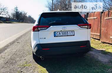 Внедорожник / Кроссовер Toyota RAV4 2022 в Черкассах
