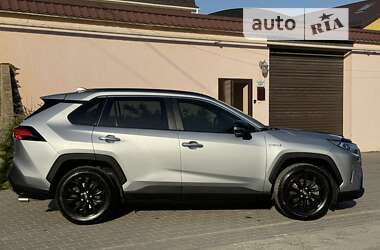 Позашляховик / Кросовер Toyota RAV4 2020 в Одесі