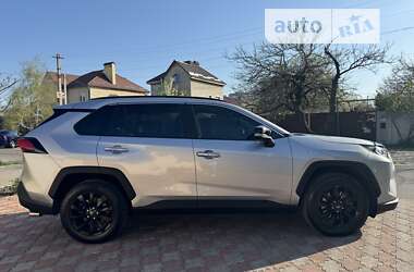 Позашляховик / Кросовер Toyota RAV4 2020 в Одесі