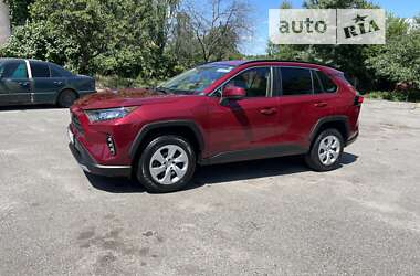 Позашляховик / Кросовер Toyota RAV4 2020 в Києві