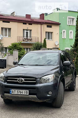 Внедорожник / Кроссовер Toyota RAV4 2008 в Ивано-Франковске