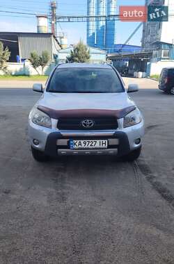 Позашляховик / Кросовер Toyota RAV4 2006 в Києві