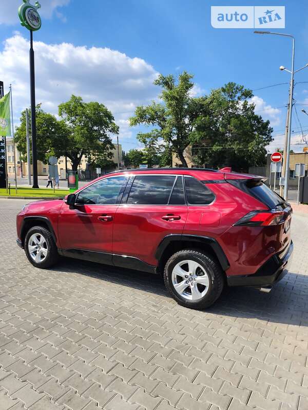 Позашляховик / Кросовер Toyota RAV4 2019 в Одесі