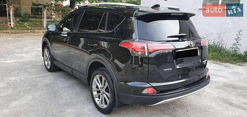 Toyota RAV4 2016