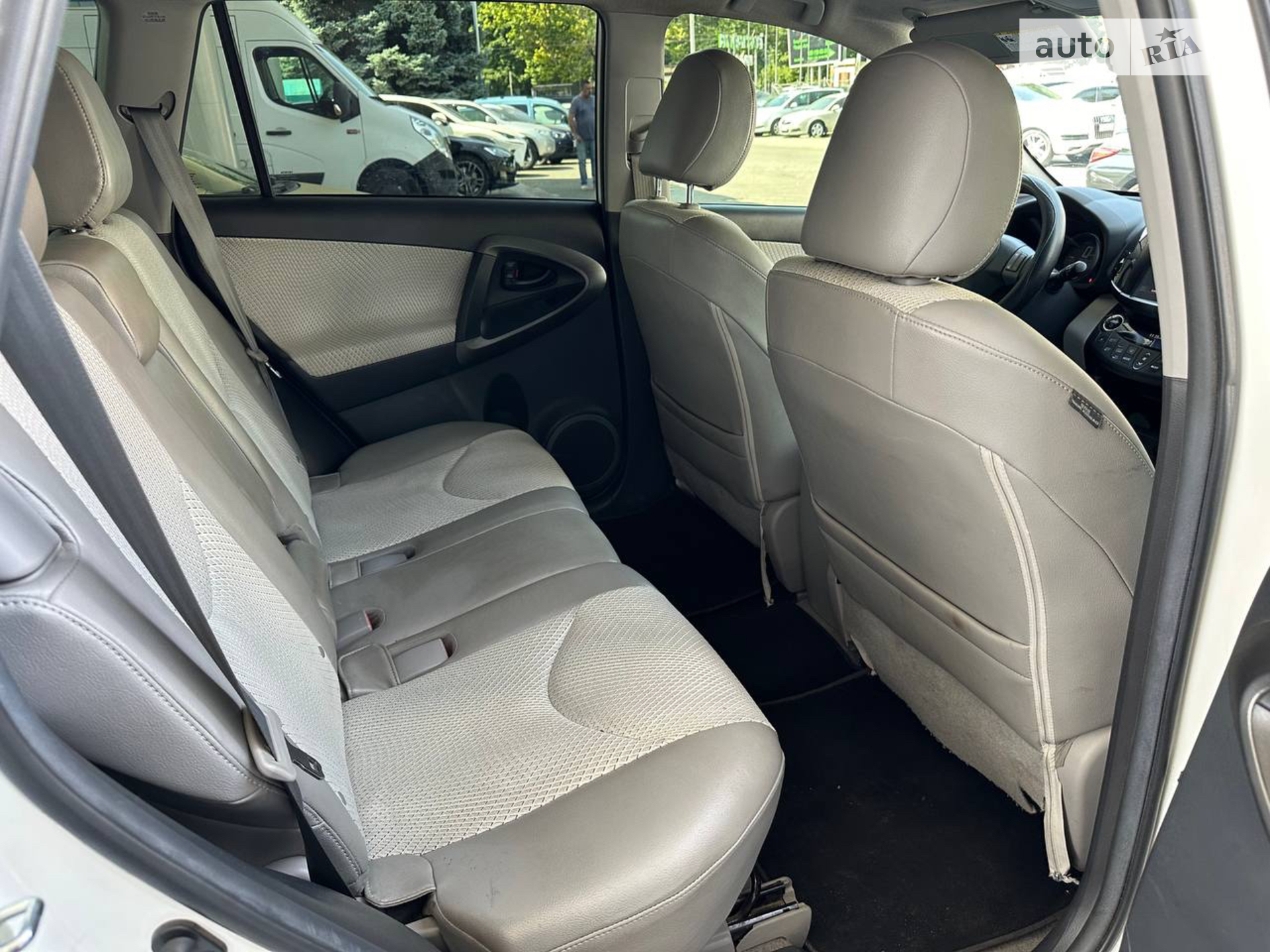 2012 Toyota RAV 4 - мініатюра 19