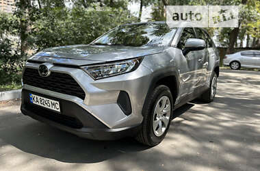 Позашляховик / Кросовер Toyota RAV4 2020 в Києві