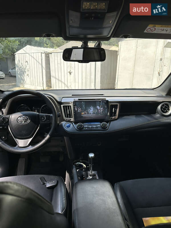 Позашляховик / Кросовер Toyota RAV4 2017 в Одесі