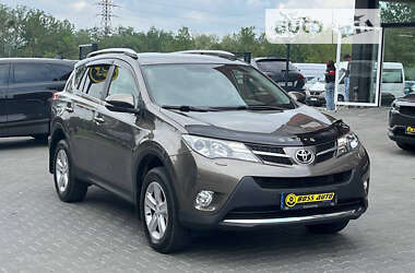 Внедорожник / Кроссовер Toyota RAV4 2013 в Черновцах