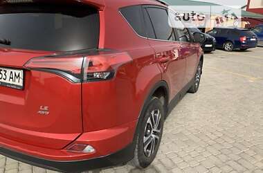 Внедорожник / Кроссовер Toyota RAV4 2016 в Львове