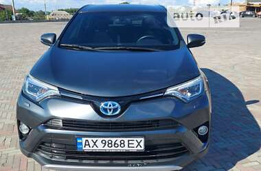 Внедорожник / Кроссовер Toyota RAV4 2017 в Харькове