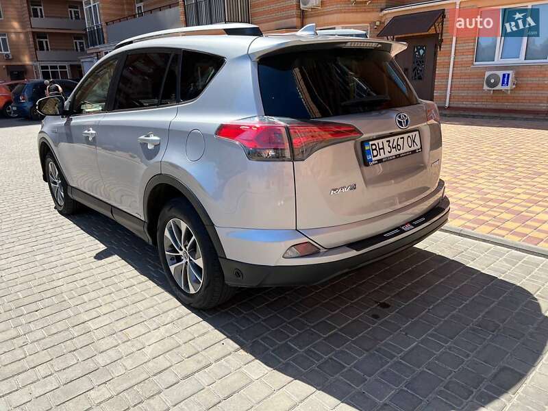 Позашляховик / Кросовер Toyota RAV4 2018 в Одесі