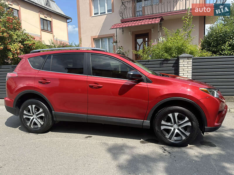 Позашляховик / Кросовер Toyota RAV4 2017 в Івано-Франківську фото 8 Позашляховик / Кросовер Toyota RAV4 2017 в Івано-Франківську