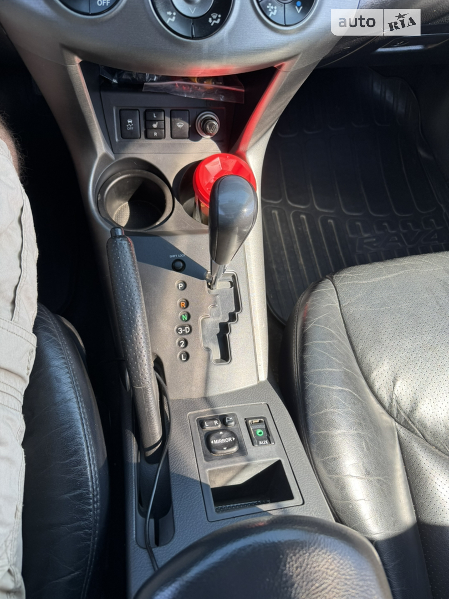 2010 Toyota RAV 4 - мініатюра 11