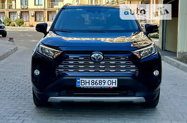 Внедорожник / Кроссовер Toyota RAV4 2021 в Одессе