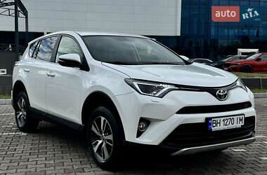 Внедорожник / Кроссовер Toyota RAV4 2016 в Одессе