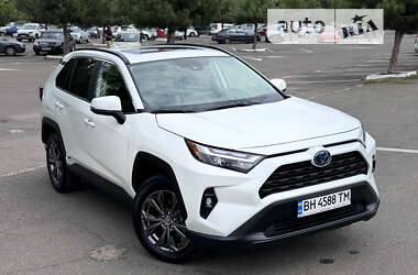 Позашляховик / Кросовер Toyota RAV4 2023 в Одесі