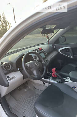 Внедорожник / Кроссовер Toyota RAV4 2006 в Днепре