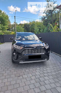 Внедорожник / Кроссовер Toyota RAV4 2019 в Луцке