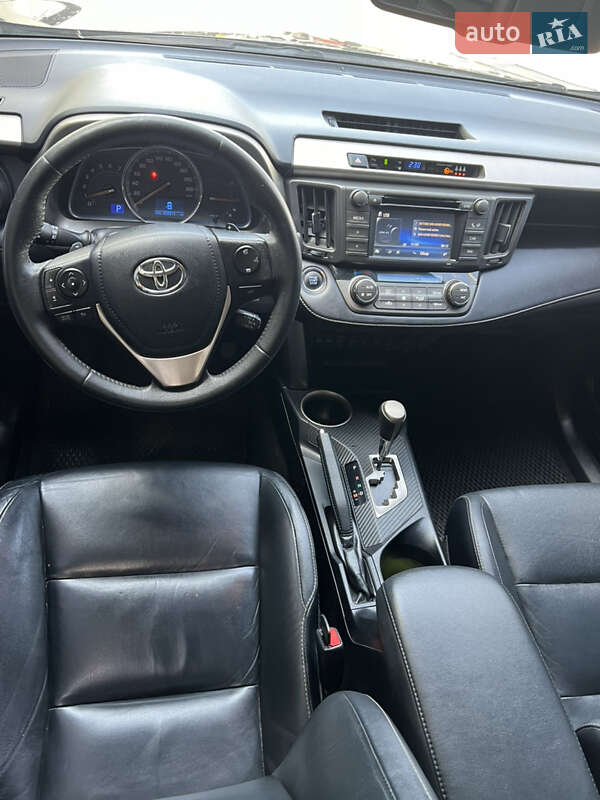 Позашляховик / Кросовер Toyota RAV4 2015 в Хусті фото 15 Позашляховик / Кросовер Toyota RAV4 2015 в Хусті