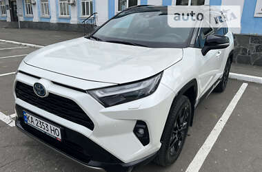 Позашляховик / Кросовер Toyota RAV4 2022 в Києві