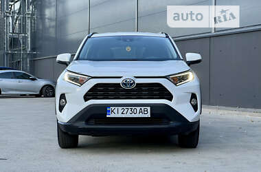 Позашляховик / Кросовер Toyota RAV4 2020 в Києві