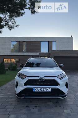 Позашляховик / Кросовер Toyota RAV4 2020 в Києві