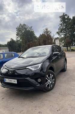 Позашляховик / Кросовер Toyota RAV4 2017 в Кролевці