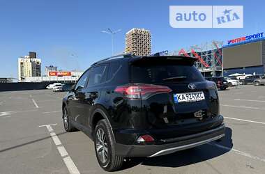 Позашляховик / Кросовер Toyota RAV4 2018 в Києві