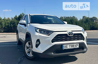 Внедорожник / Кроссовер Toyota RAV4 2021 в Киеве