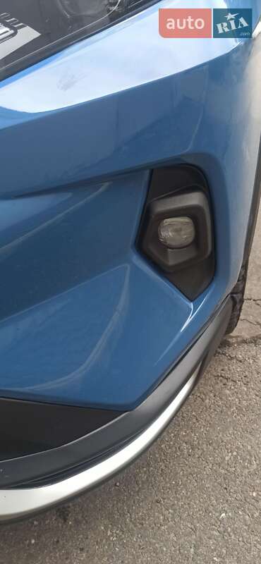 Позашляховик / Кросовер Toyota RAV4 2023 в Чернівцях