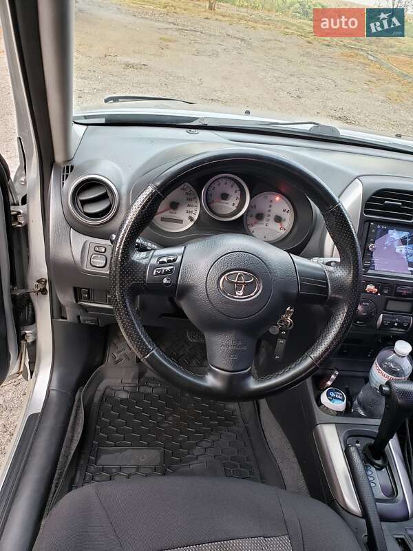 Позашляховик / Кросовер Toyota RAV4 2005 в Чугуєві фото 5 Позашляховик / Кросовер Toyota RAV4 2005 в Чугуєві