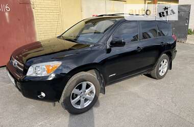 Внедорожник / Кроссовер Toyota RAV4 2008 в Киеве