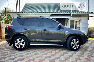 Внедорожник / Кроссовер Toyota RAV4 2006 в Валках