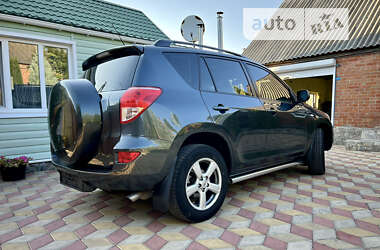 Внедорожник / Кроссовер Toyota RAV4 2006 в Валках