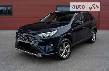 Внедорожник / Кроссовер Toyota RAV4 2022 в Днепре