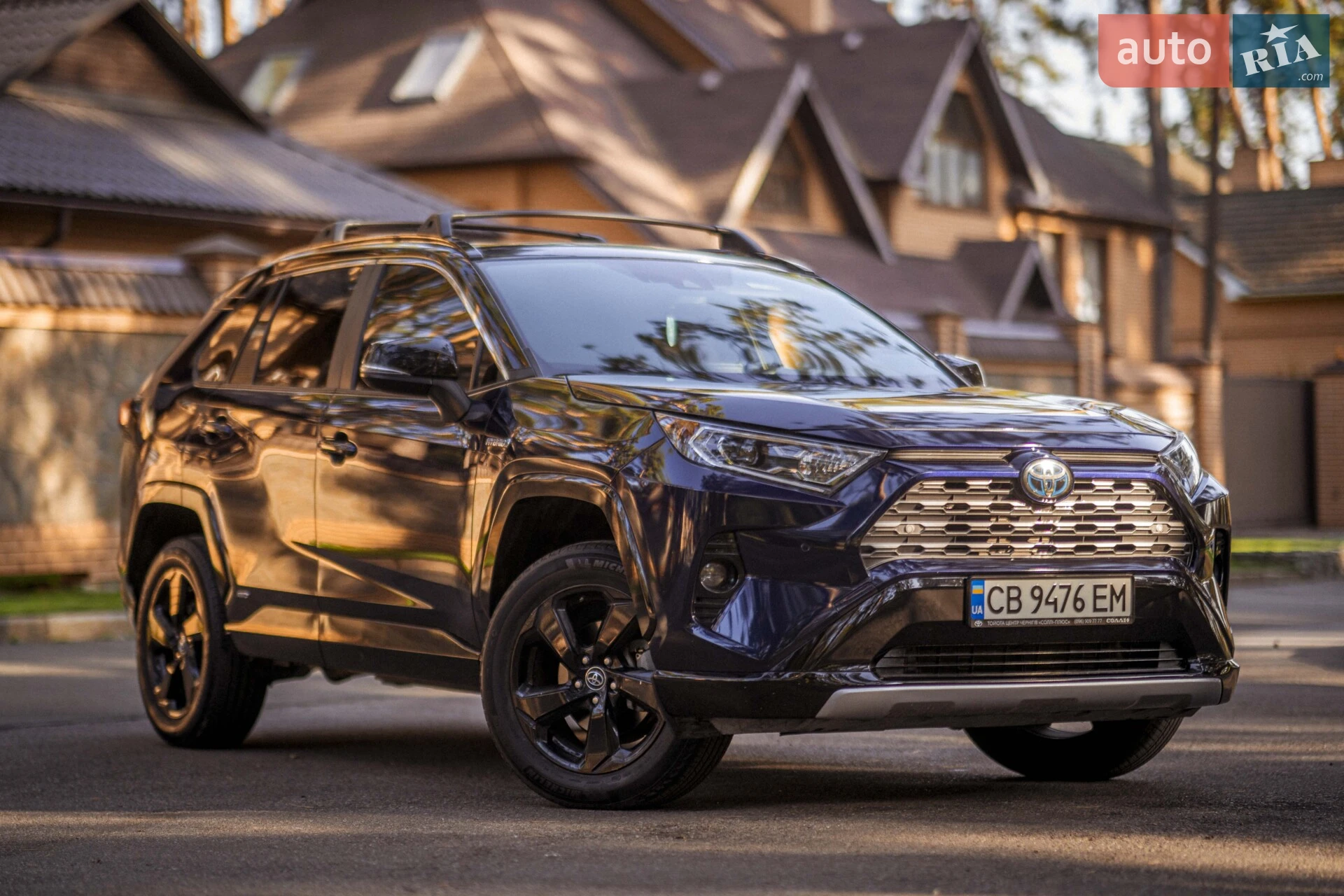 2020 Toyota RAV 4 - фото 1