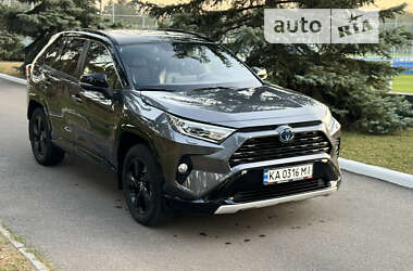 Позашляховик / Кросовер Toyota RAV4 2020 в Києві