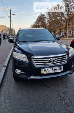 Позашляховик / Кросовер Toyota RAV4 2011 в Києві