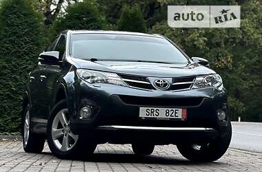 Внедорожник / Кроссовер Toyota RAV4 2014 в Трускавце