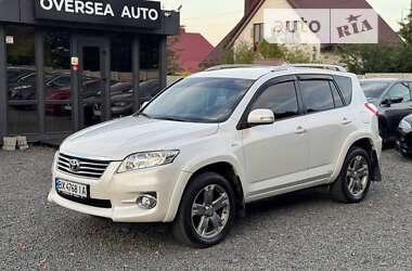 Внедорожник / Кроссовер Toyota RAV4 2010 в Хмельницком