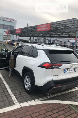 Позашляховик / Кросовер Toyota RAV4 2019 в Києві