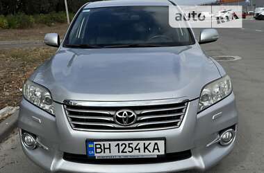 Позашляховик / Кросовер Toyota RAV4 2011 в Києві