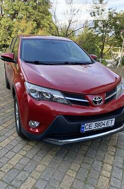 Позашляховик / Кросовер Toyota RAV4 2013 в Чернівцях