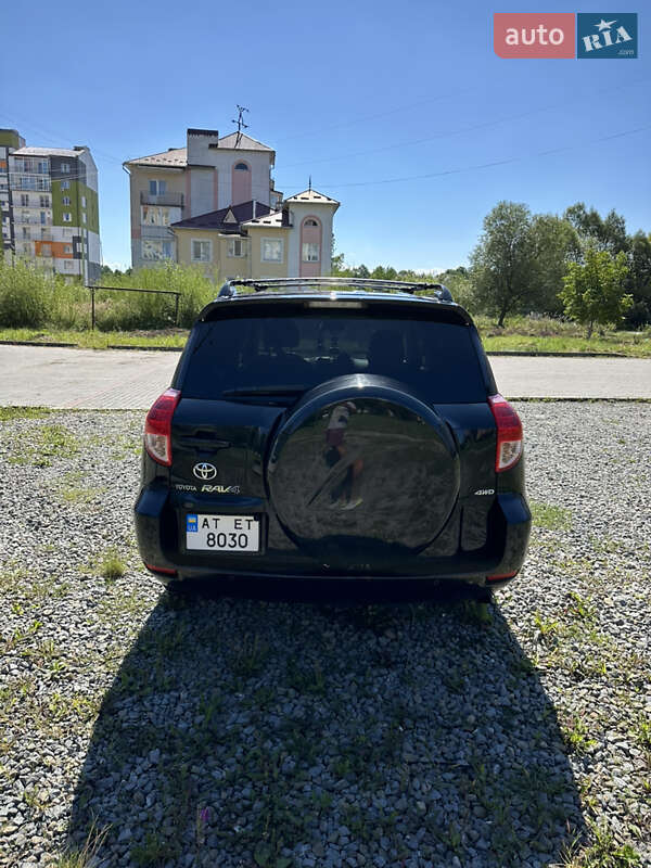 Позашляховик / Кросовер Toyota RAV4 2008 в Івано-Франківську
