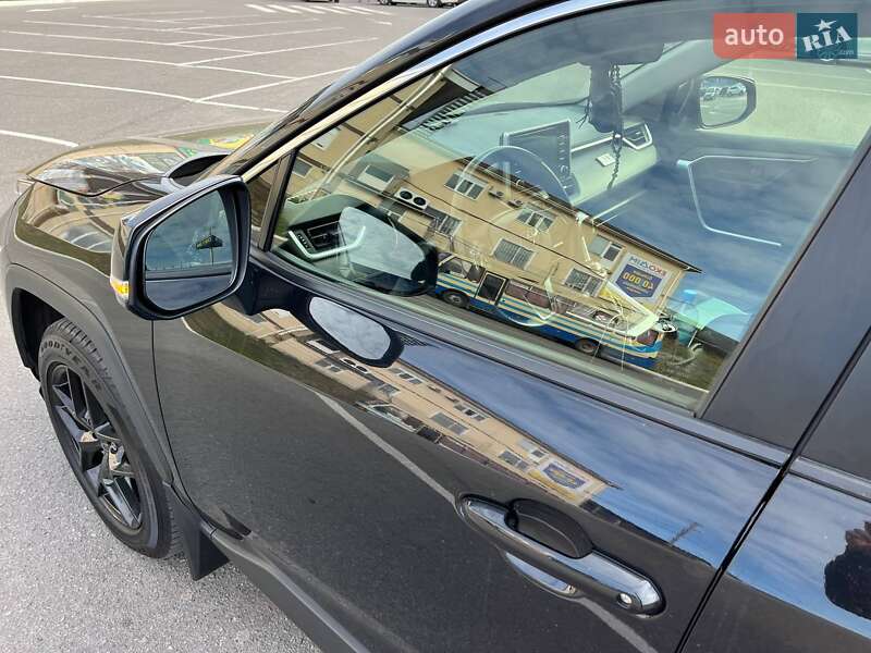 Позашляховик / Кросовер Toyota RAV4 2020 в Вінниці