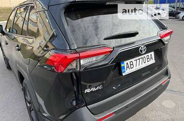 Позашляховик / Кросовер Toyota RAV4 2020 в Вінниці