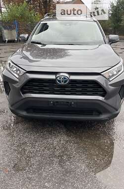 Внедорожник / Кроссовер Toyota RAV4 2019 в Белой Церкви