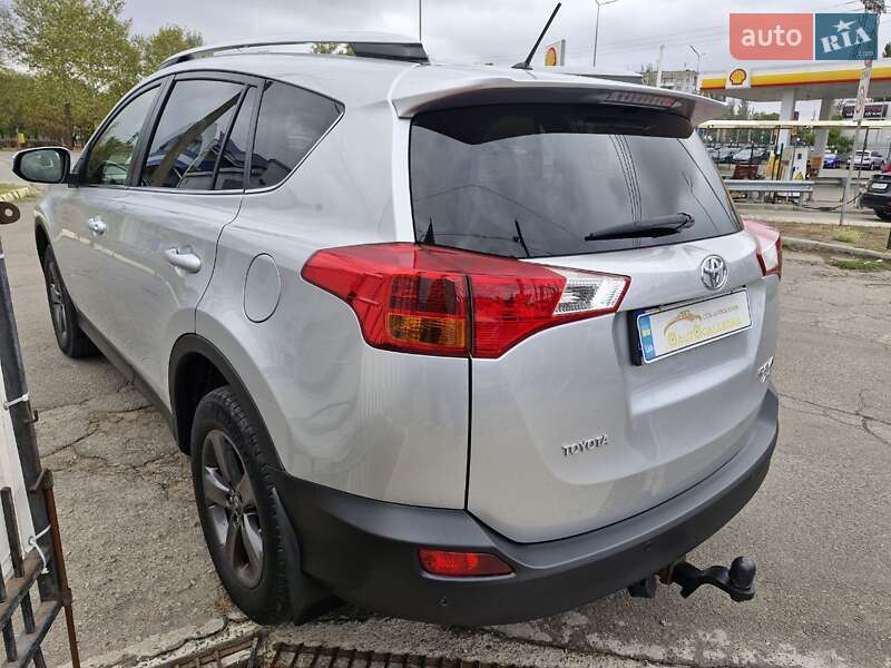 Внедорожник / Кроссовер Toyota RAV4 2014 в Николаеве